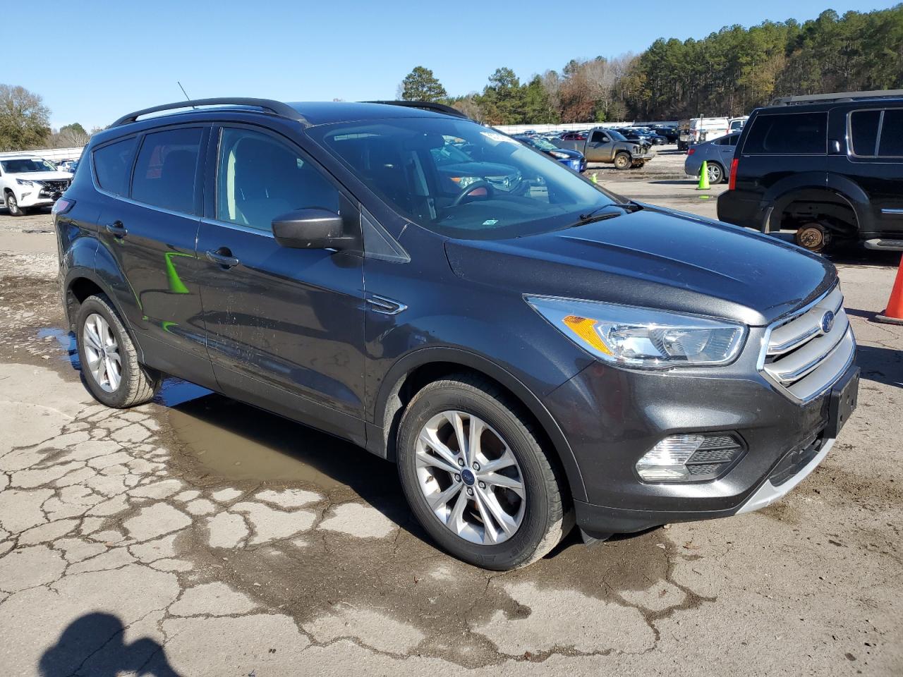 Lot #3034297063 2018 FORD ESCAPE SE