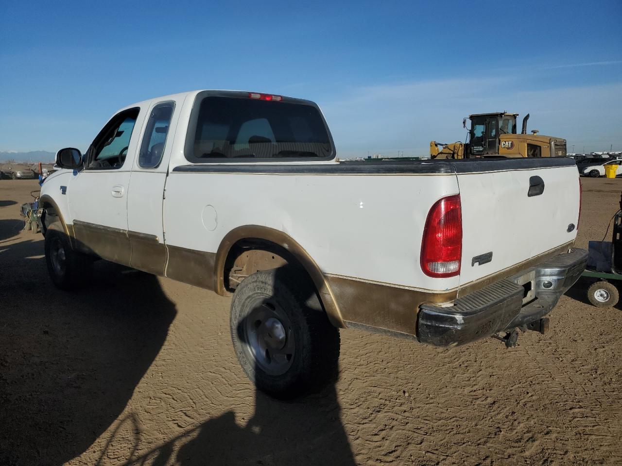 Lot #3029622075 2001 FORD E-150