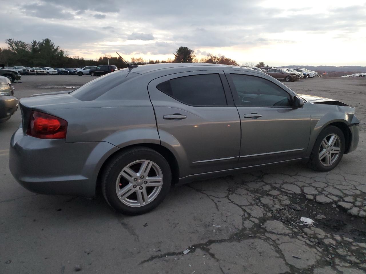 Lot #3029572162 2013 DODGE AVENGER SX