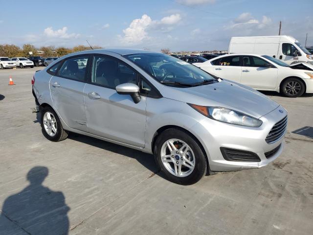 VIN 3FADP4BJ1JM112689 2018 FORD FIESTA no.4