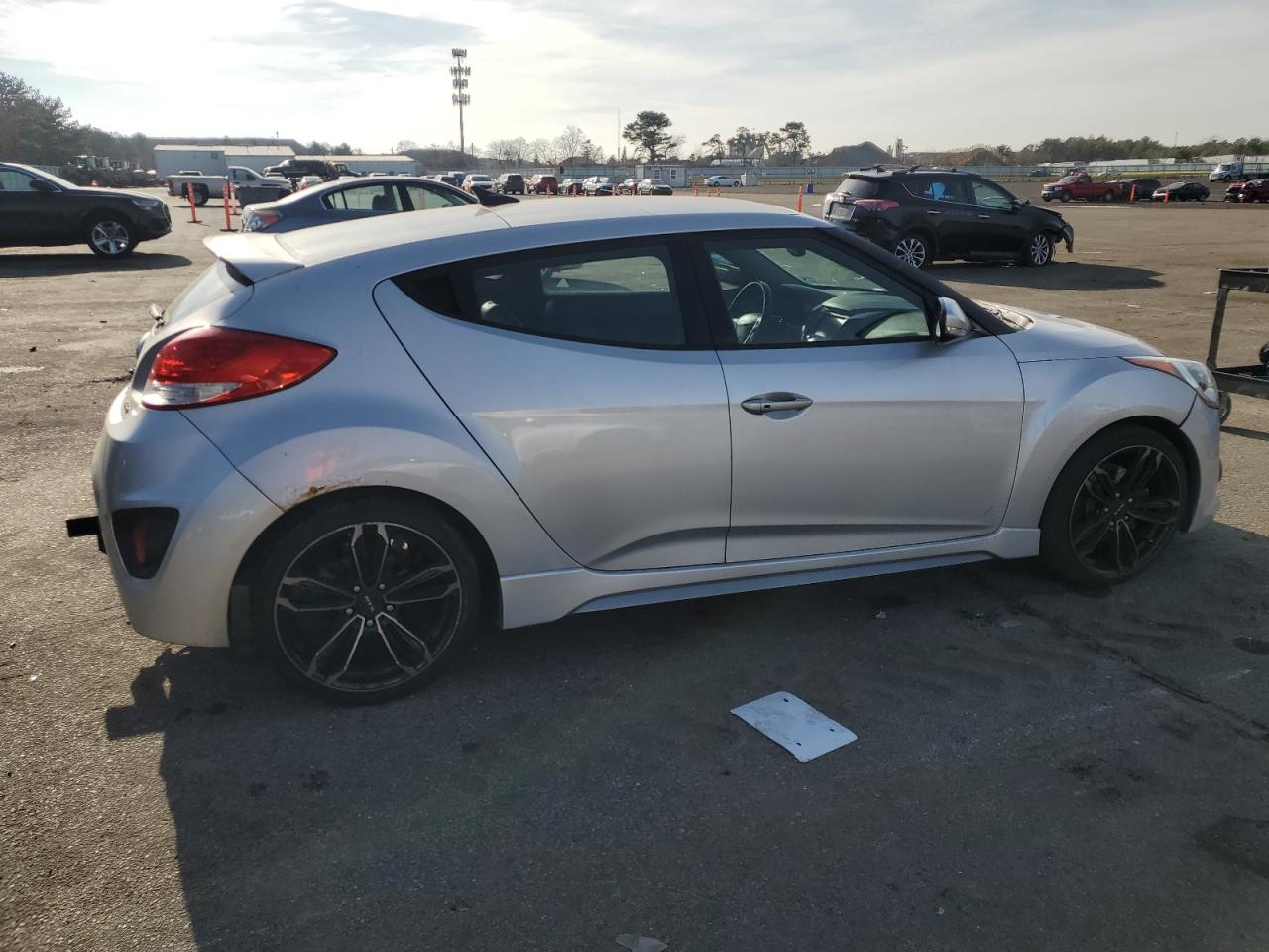 Lot #3037770263 2015 HYUNDAI VELOSTER T