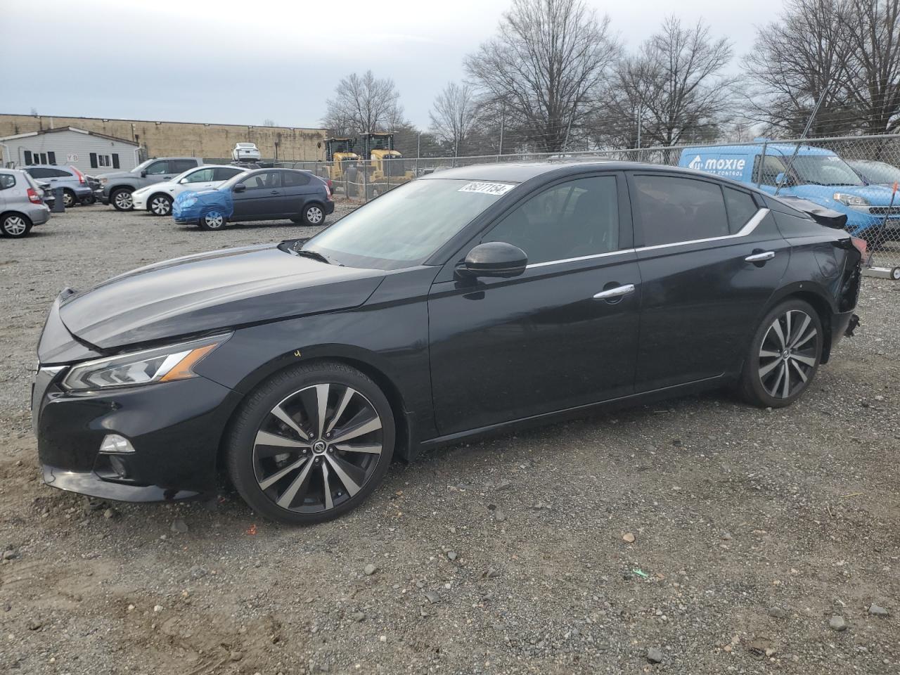  Salvage Nissan Altima