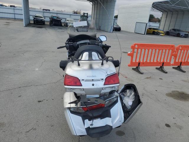 2016 HONDA GL1800 ABS JH2SC68NXGK200604