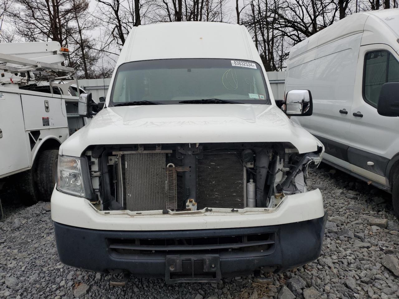 Lot #3033081006 2015 NISSAN NV 2500