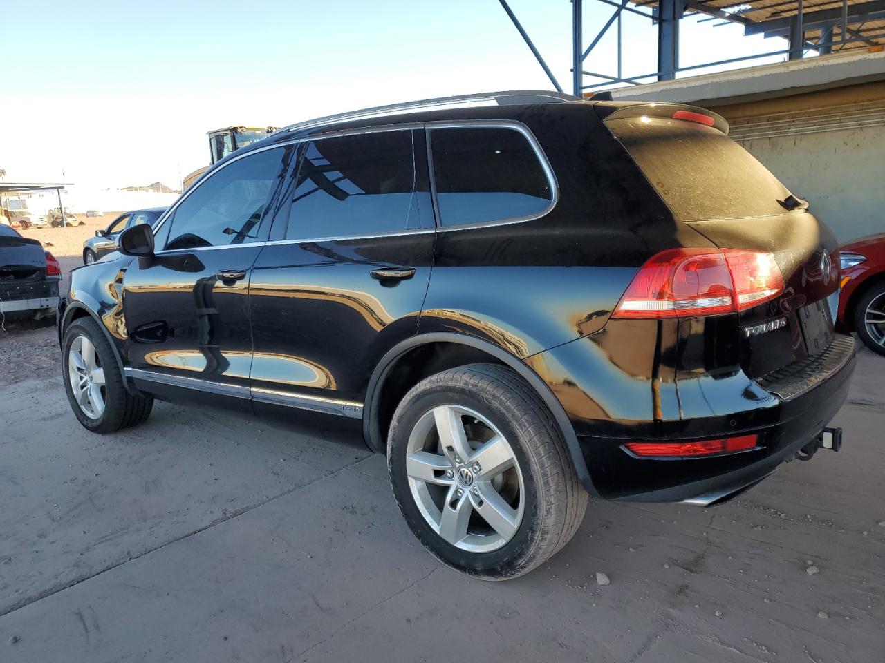 Lot #3045722419 2011 VOLKSWAGEN TOUAREG HY