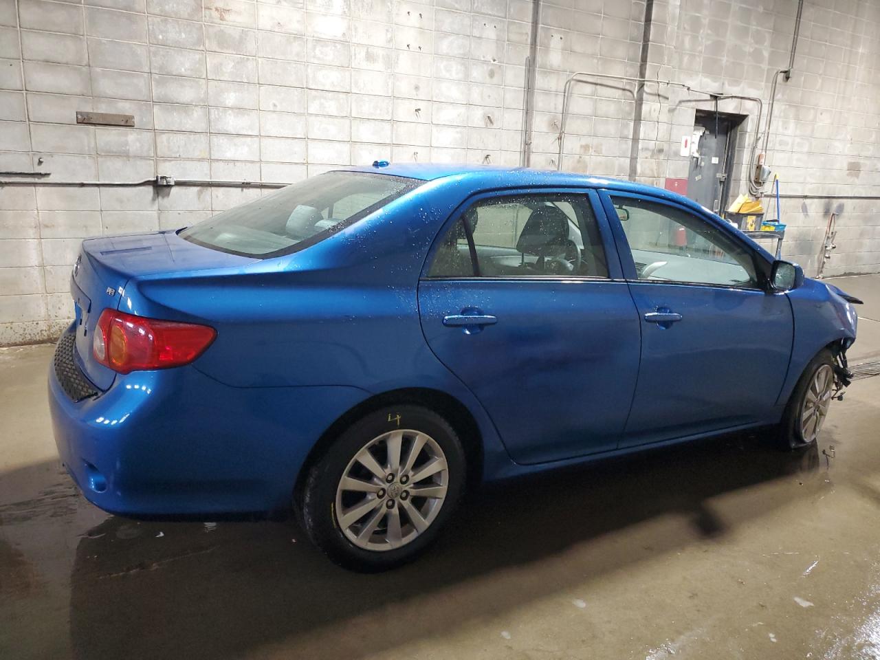 Lot #3033028001 2009 TOYOTA COROLLA BA