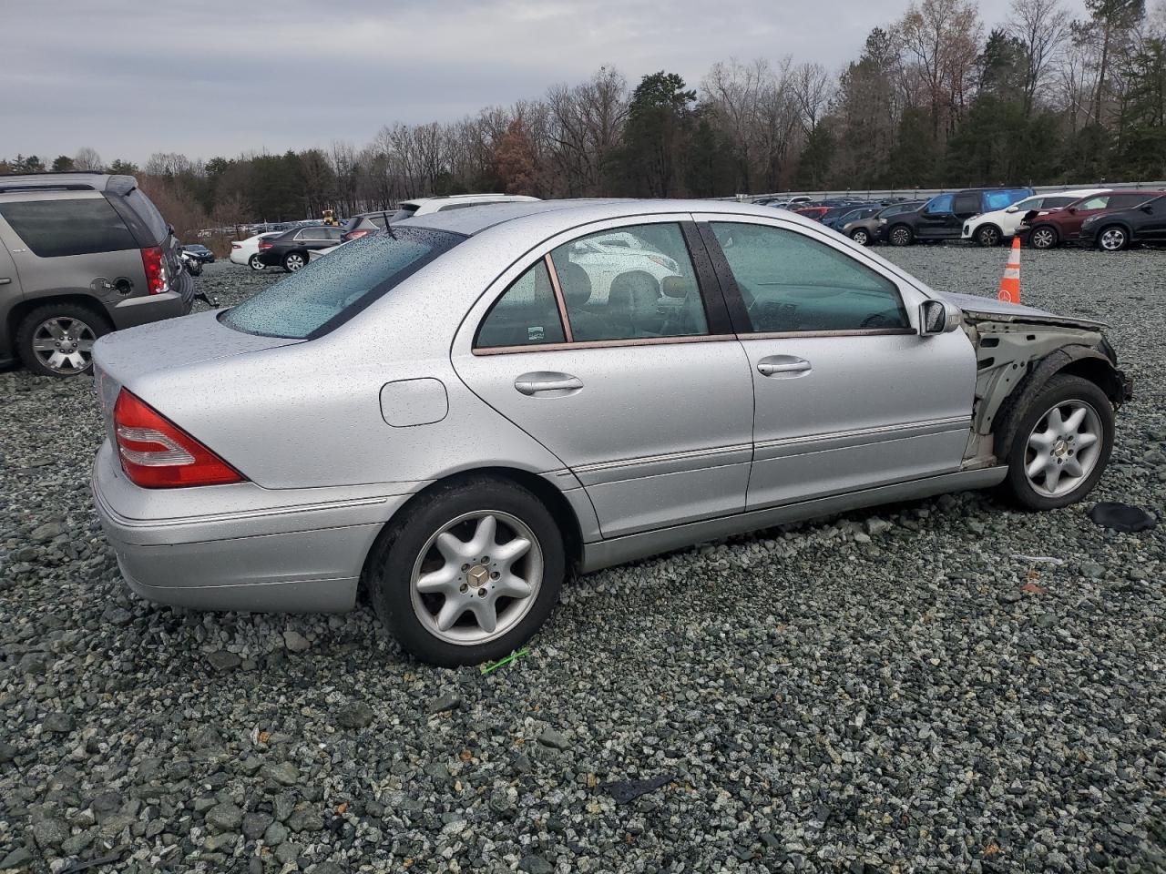 Lot #3024698754 2002 MERCEDES-BENZ C 320