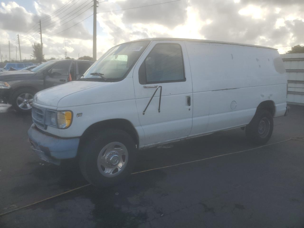  Salvage Ford Econoline