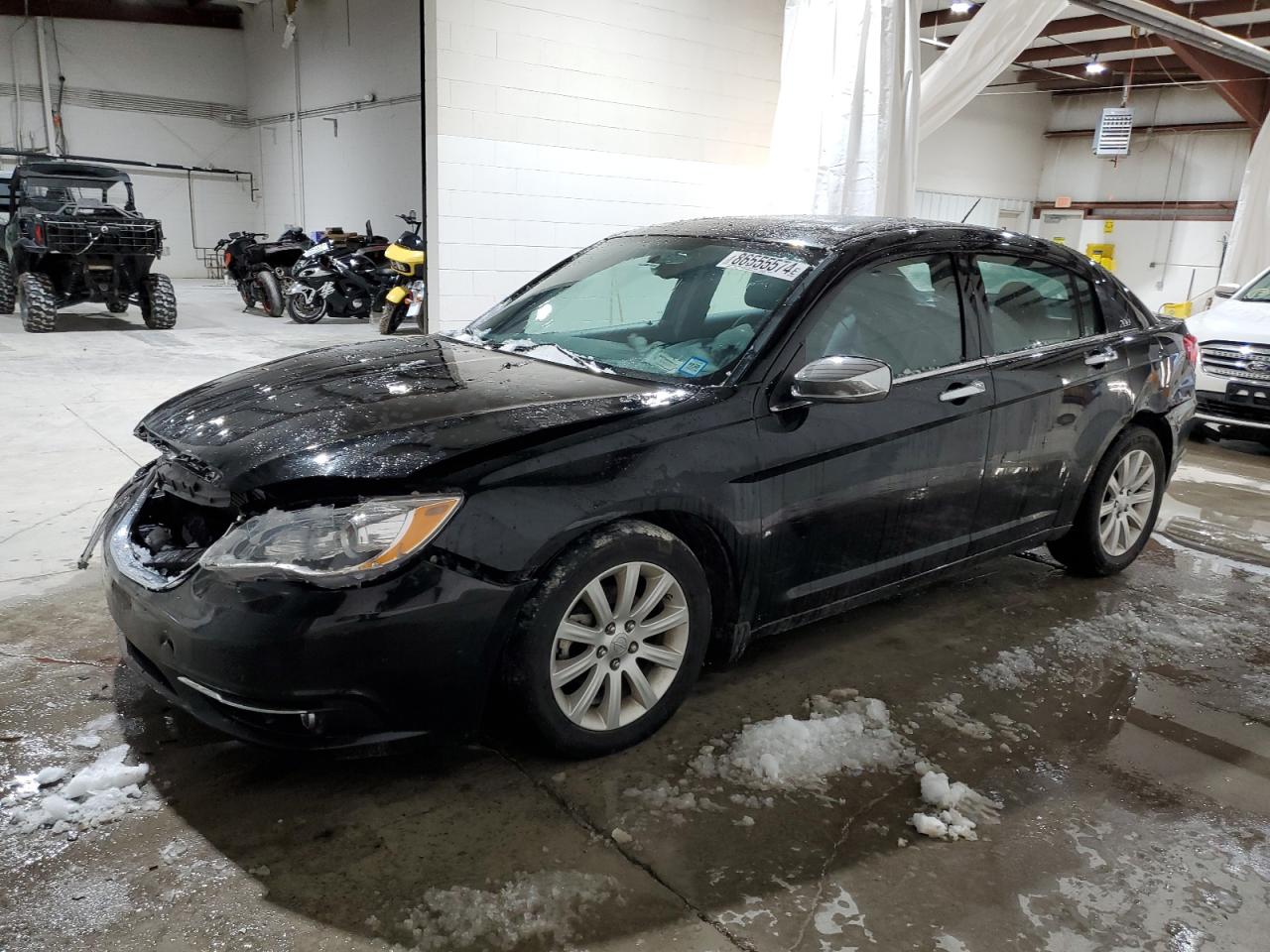  Salvage Chrysler 200