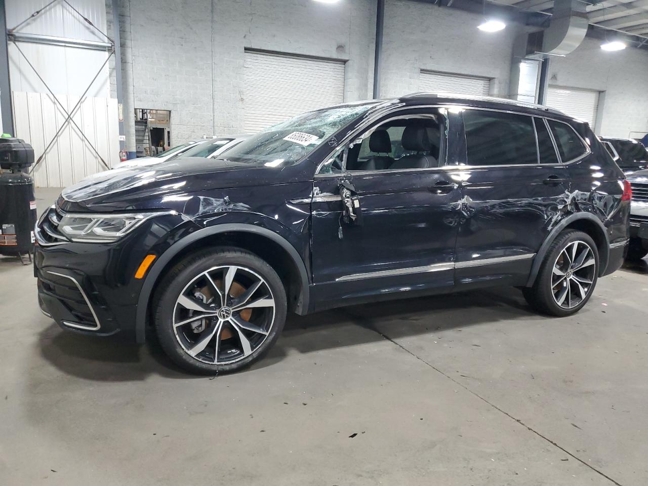  Salvage Volkswagen Tiguan