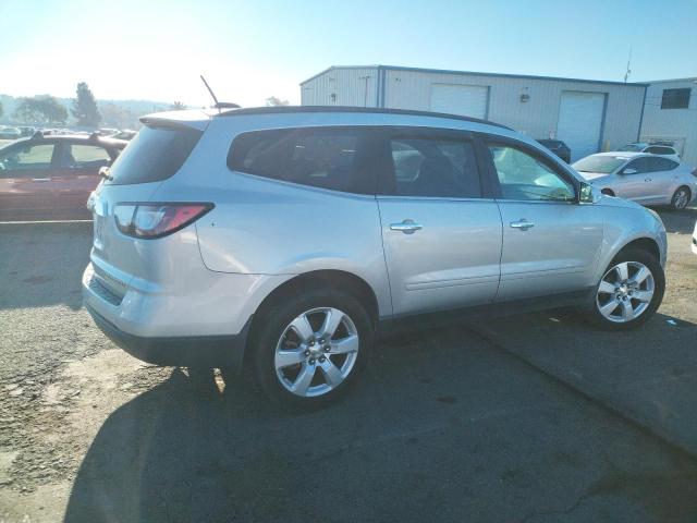 CHEVROLET TRAVERSE L 2016 silver  gas 1GNKRGKD9GJ140616 photo #4