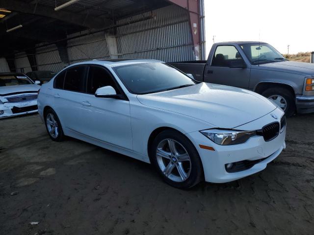 VIN WBA3C1C51FK118795 2015 BMW 3 SERIES no.4