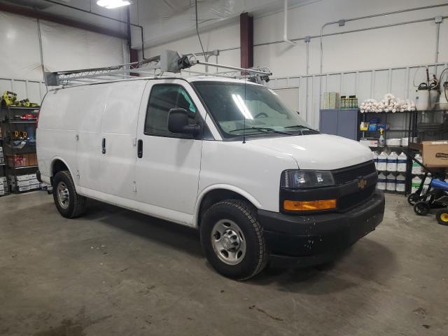 VIN 1GCZGGFP1J1209470 2018 CHEVROLET EXPRESS no.4