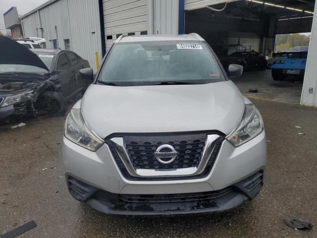 VIN 3N1CP5CU1KL501251 2019 NISSAN KICKS no.5