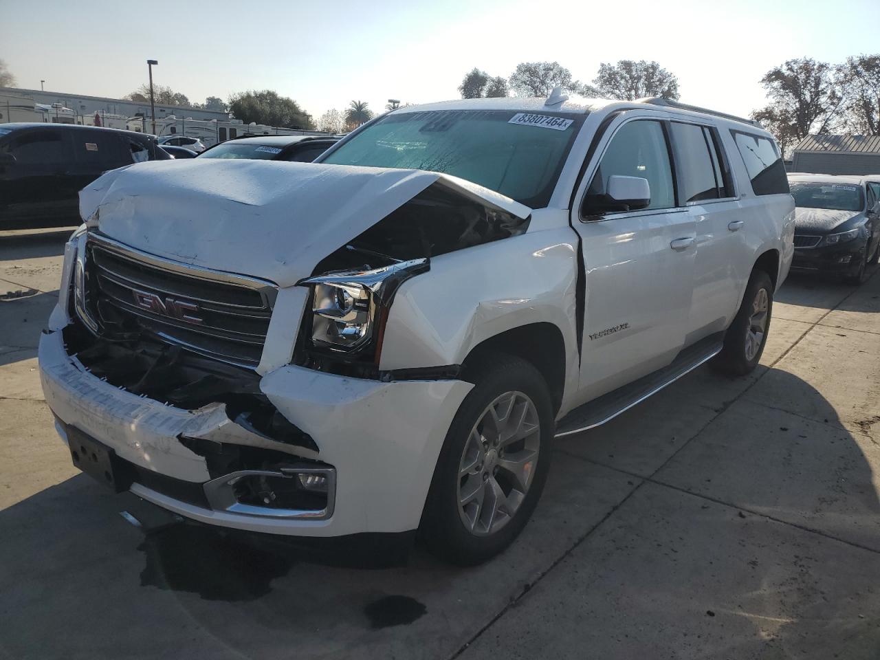  Salvage GMC Yukon