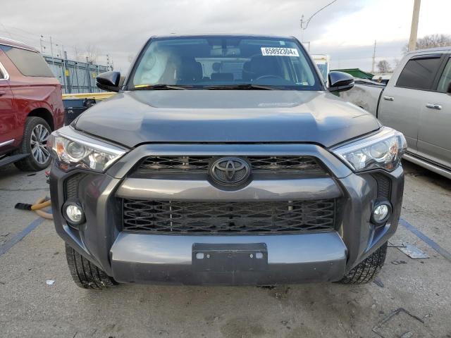 2018 TOYOTA 4RUNNER SR - JTEBU5JR9J5549588