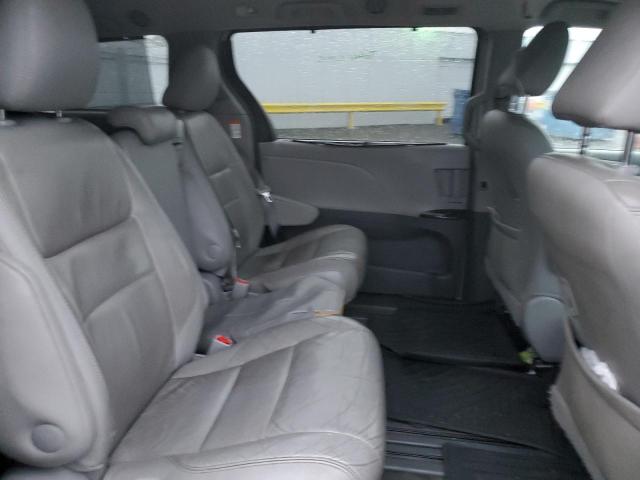 2015 TOYOTA SIENNA XLE - 5TDYK3DC1FS652182