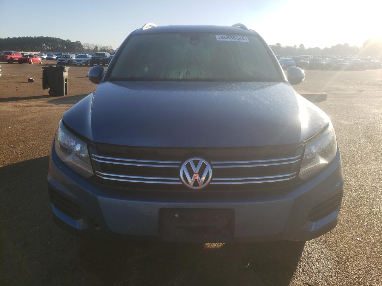 Lot #3030397478 2017 VOLKSWAGEN TIGUAN WOL