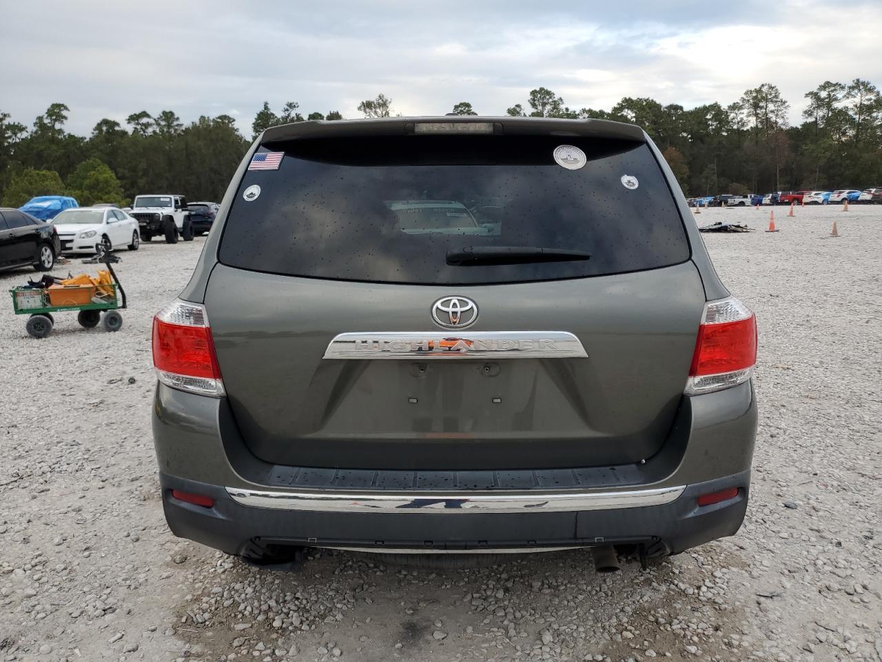 Lot #3027201307 2011 TOYOTA HIGHLANDER