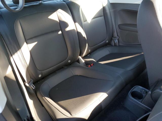 2016 VOLKSWAGEN BEETLE SE 3VWJ17AT9GM634057