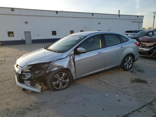 FORD FOCUS SE 2014 silver  gas 1FADP3F24EL263014 photo #1