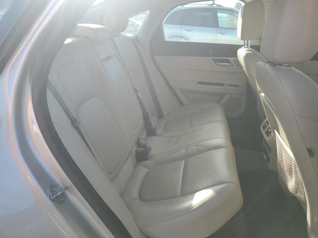 2017 JAGUAR XF SAJBK4BV7HCY36144