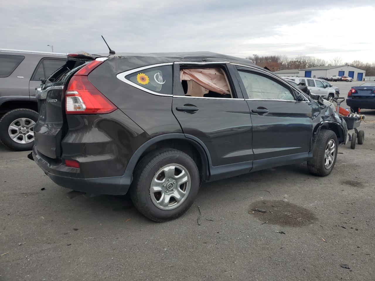 Lot #3027011804 2015 HONDA CR-V LX