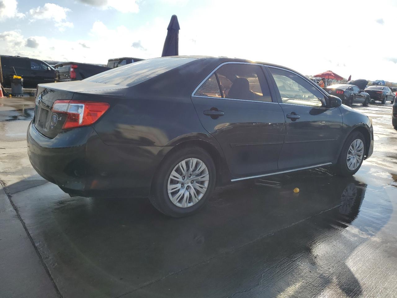 Lot #3045372087 2014 TOYOTA CAMRY L