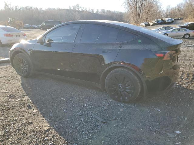 VIN 7SAYGAEE2PF922177 2023 TESLA MODEL Y no.2