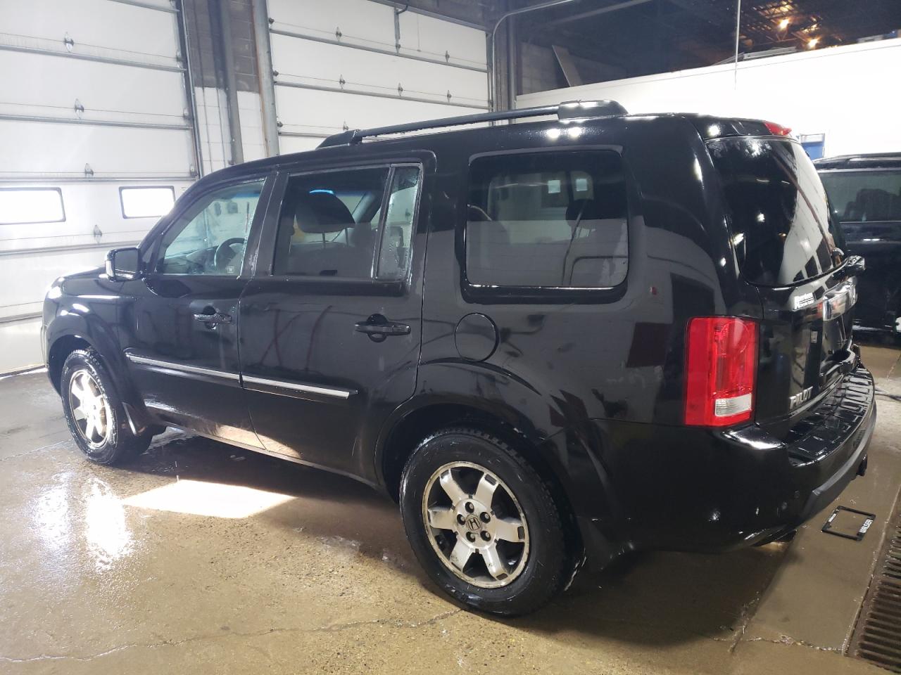 Lot #3034296086 2011 HONDA PILOT TOUR