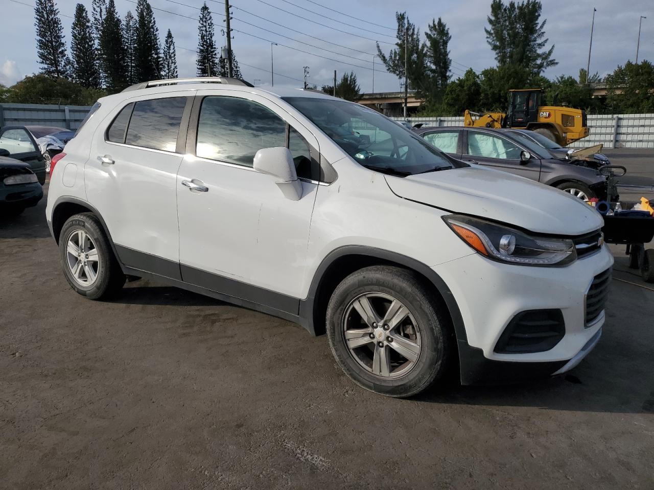 Lot #3024437550 2017 CHEVROLET TRAX 1LT