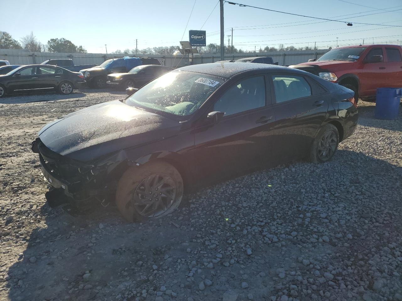  Salvage Hyundai ELANTRA