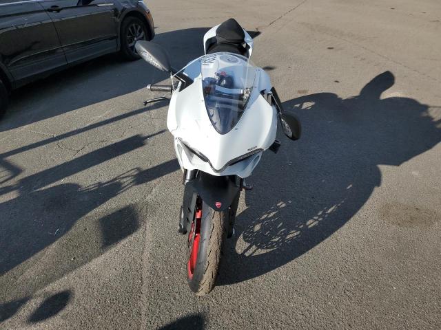 2017 DUCATI SUPERBIKE ZDM14B1W0HB004481