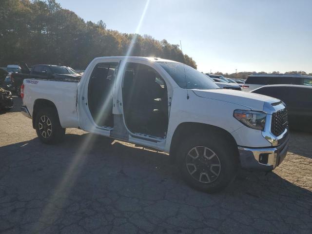 VIN 5TFUY5F15JX716330 2018 TOYOTA TUNDRA no.4