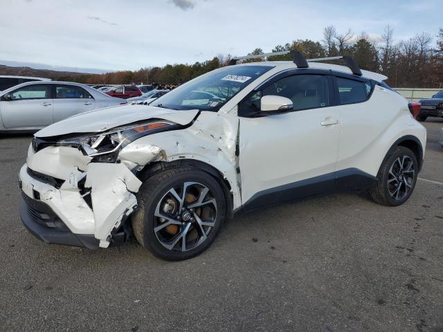 TOYOTA C-HR XLE
