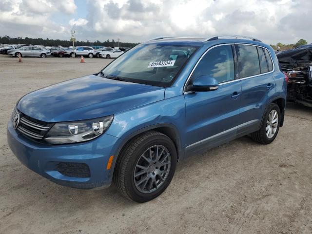 VIN WVGSV7AX2HK017621 2017 VOLKSWAGEN TIGUAN no.1