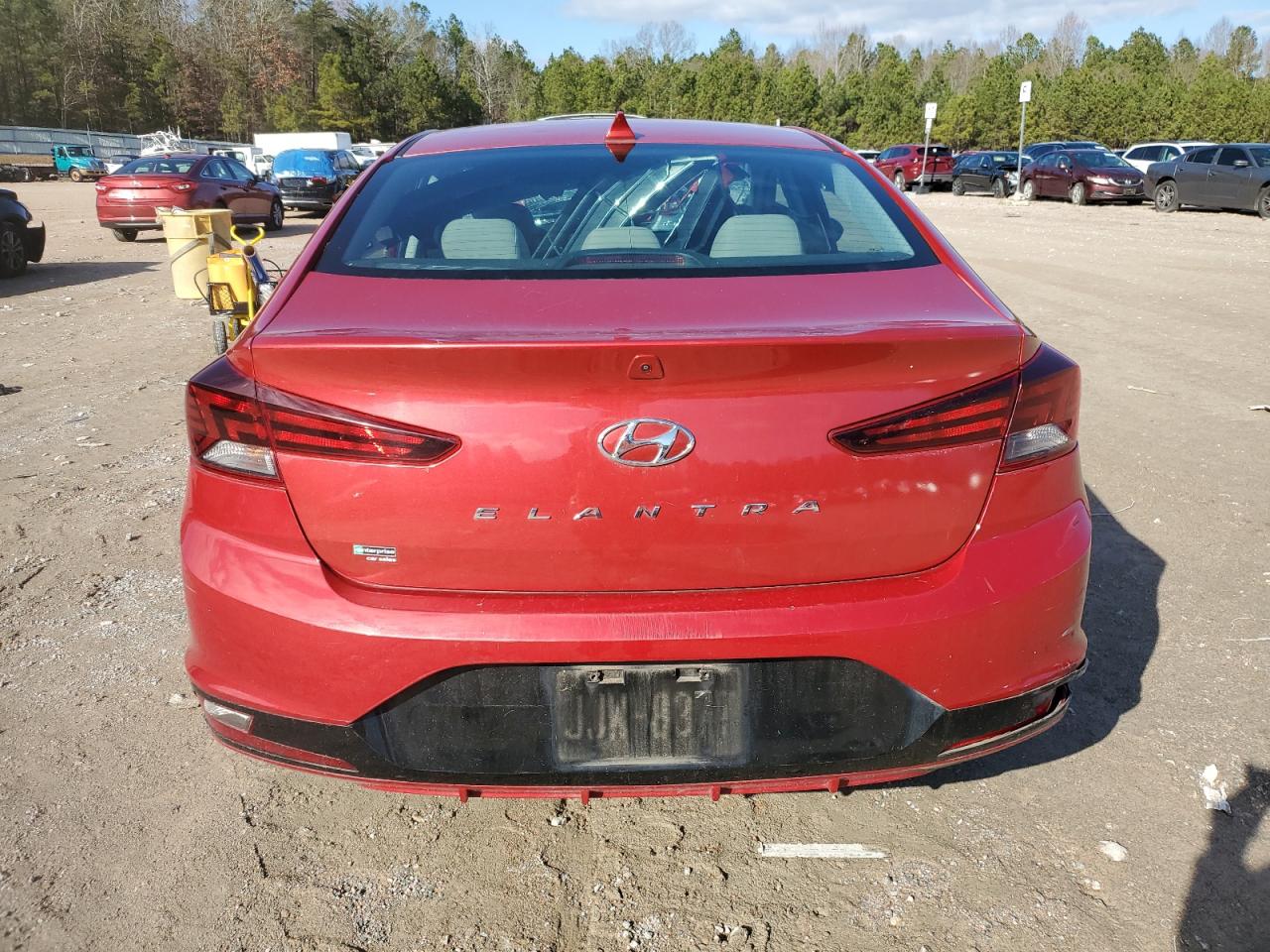 HYUNDAI ELANTRA SEL