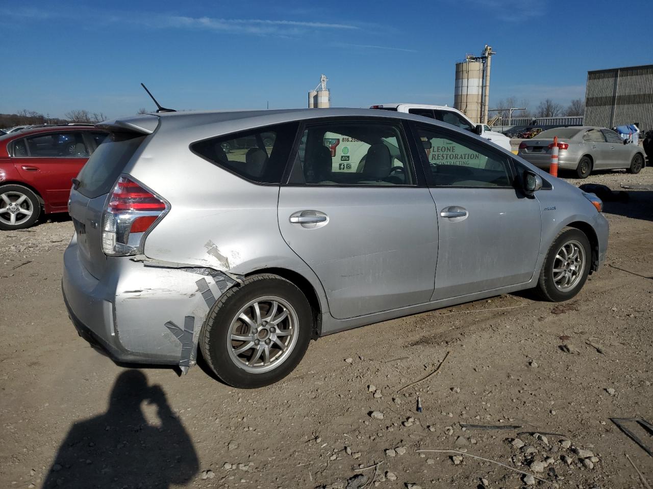 Lot #3031447906 2015 TOYOTA PRIUS V