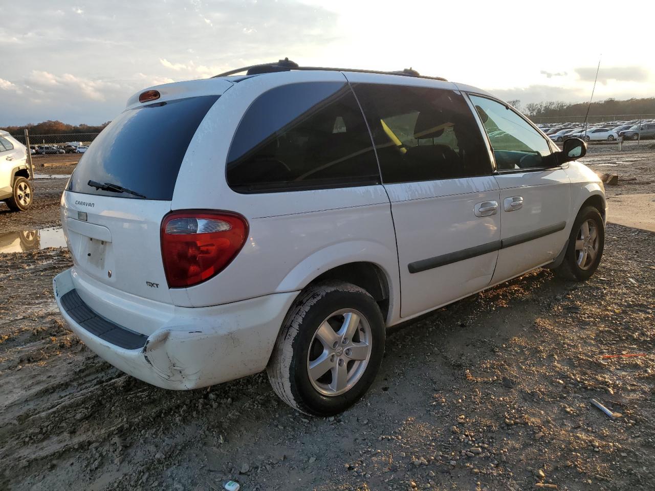 Lot #3029618088 2005 DODGE CARAVAN SX