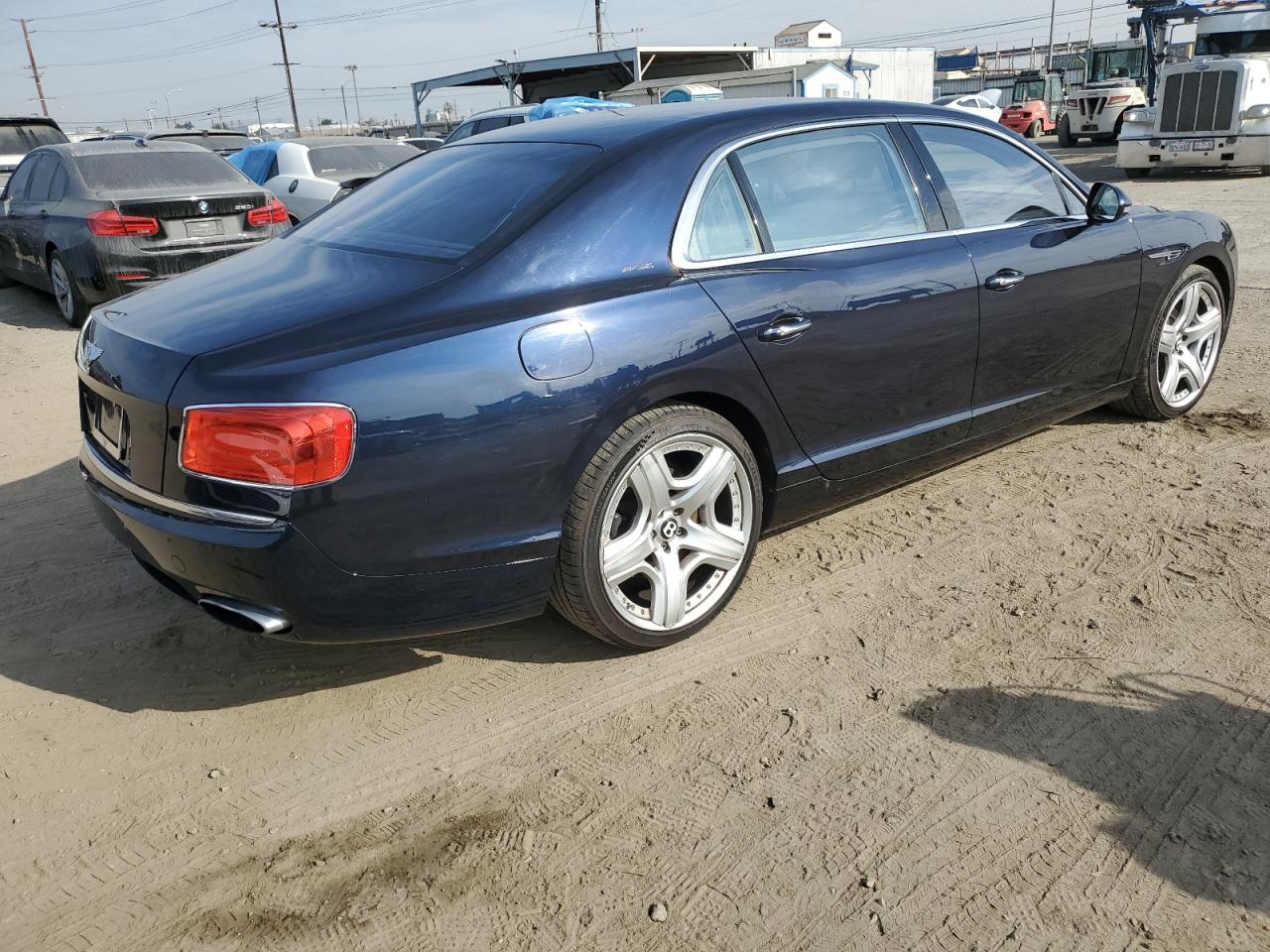 Lot #3022931133 2015 BENTLEY FLYING SPU