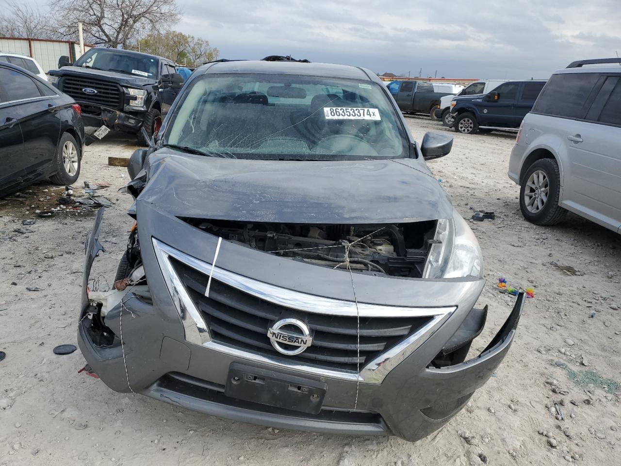 Lot #3037226487 2016 NISSAN VERSA S