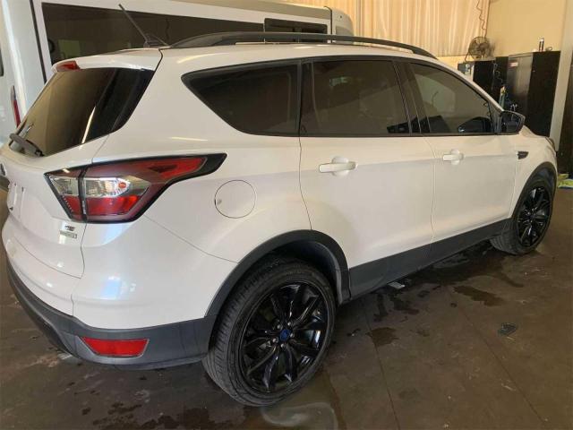 VIN 1FMCU0GD3JUB27888 2018 FORD ESCAPE no.4