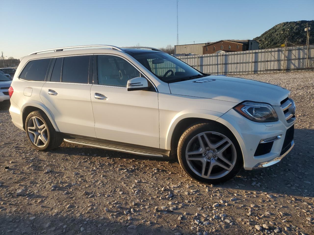 Lot #3027068778 2015 MERCEDES-BENZ GL 550 4MA