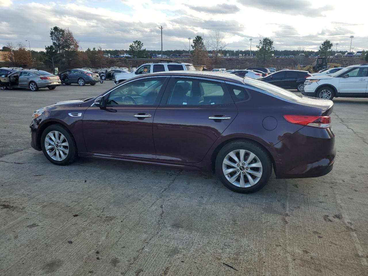 Lot #3028304805 2016 KIA OPTIMA LX