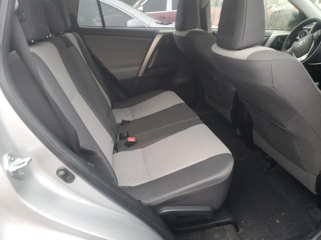 2015 TOYOTA RAV4 LE - JTMBFREV2FD150614