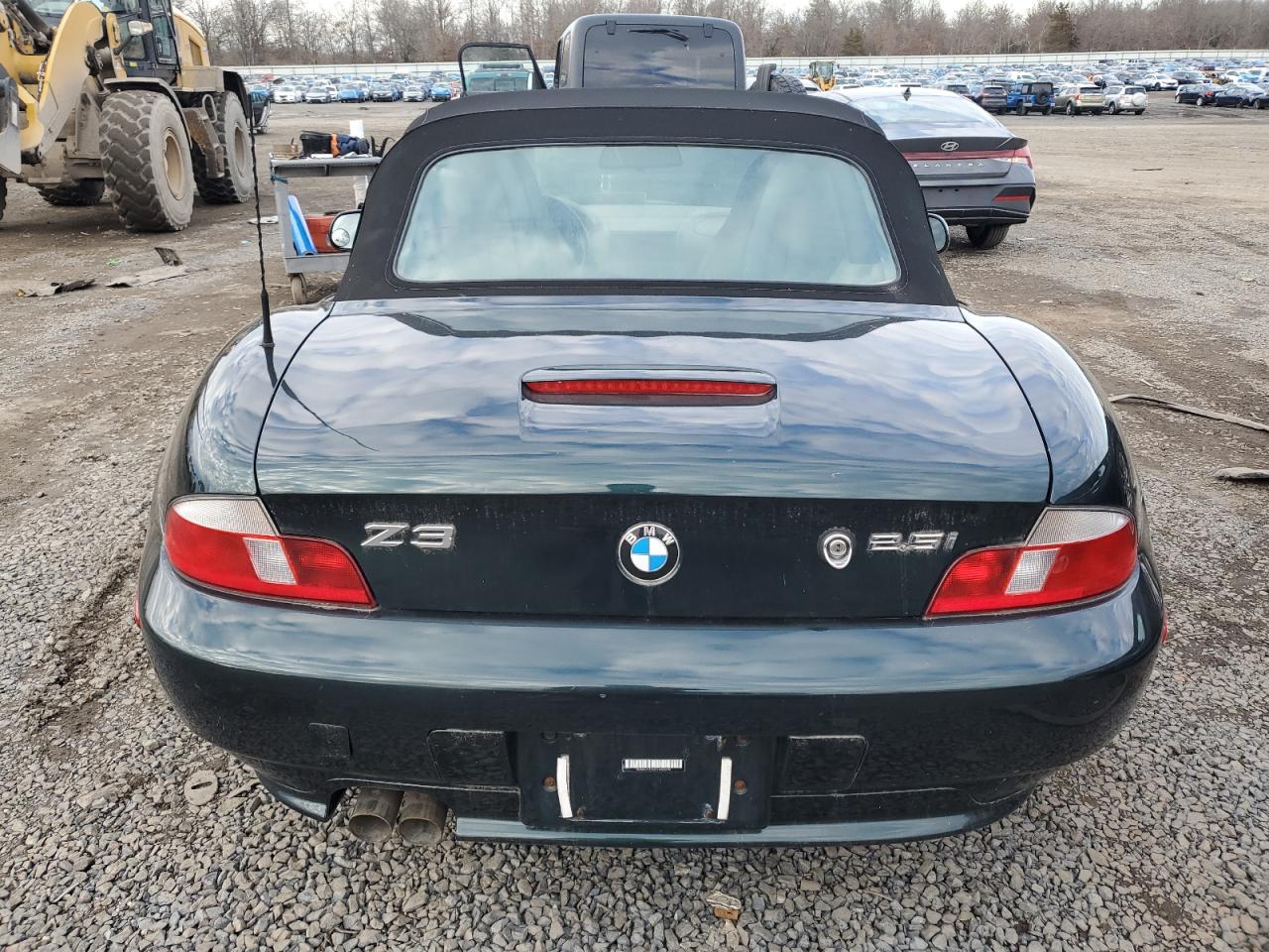 Lot #3056345385 2001 BMW Z3 2.5