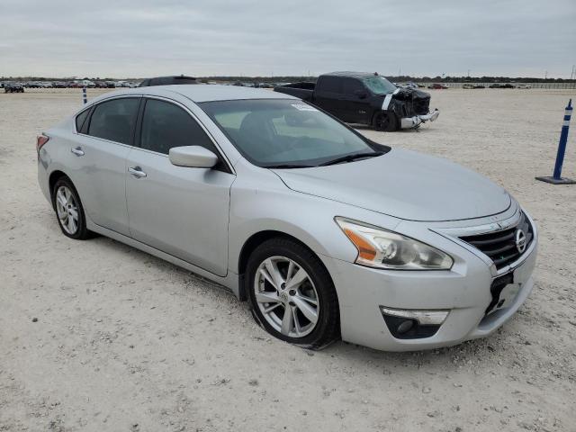 VIN 1N4AL3AP9FC225510 2015 NISSAN ALTIMA no.4