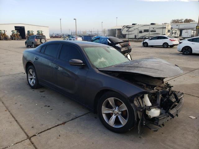 Vin: 2c3cdxhg0jh157752, lot: 82828344, dodge charger sxt plus 20184
