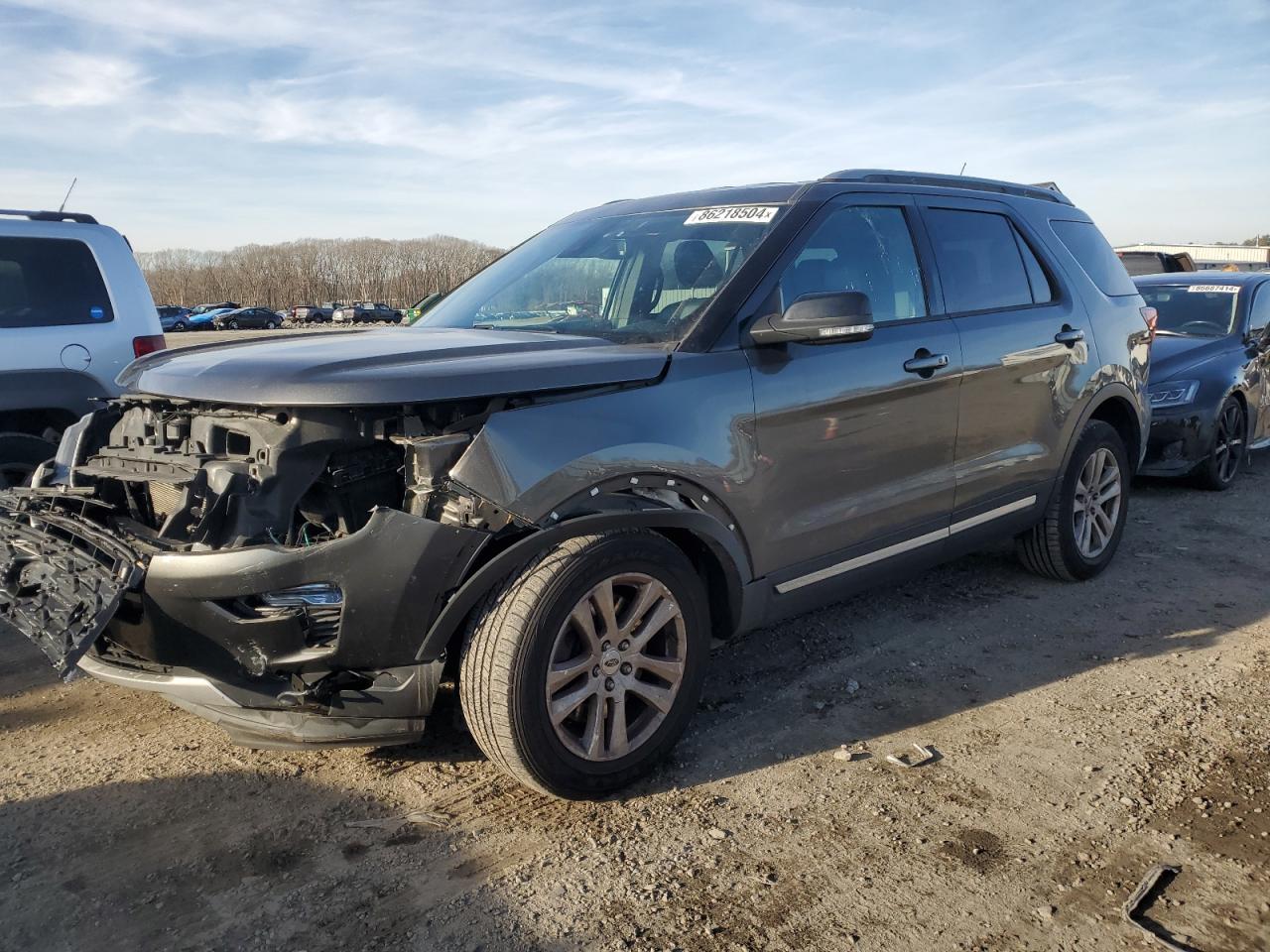  Salvage Ford Explorer