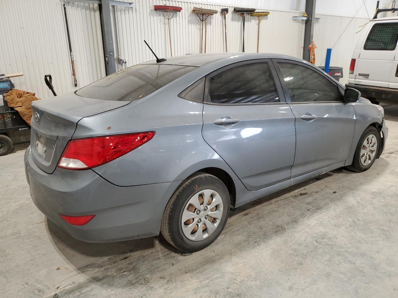 Lot #3044688212 2017 HYUNDAI ACCENT SE